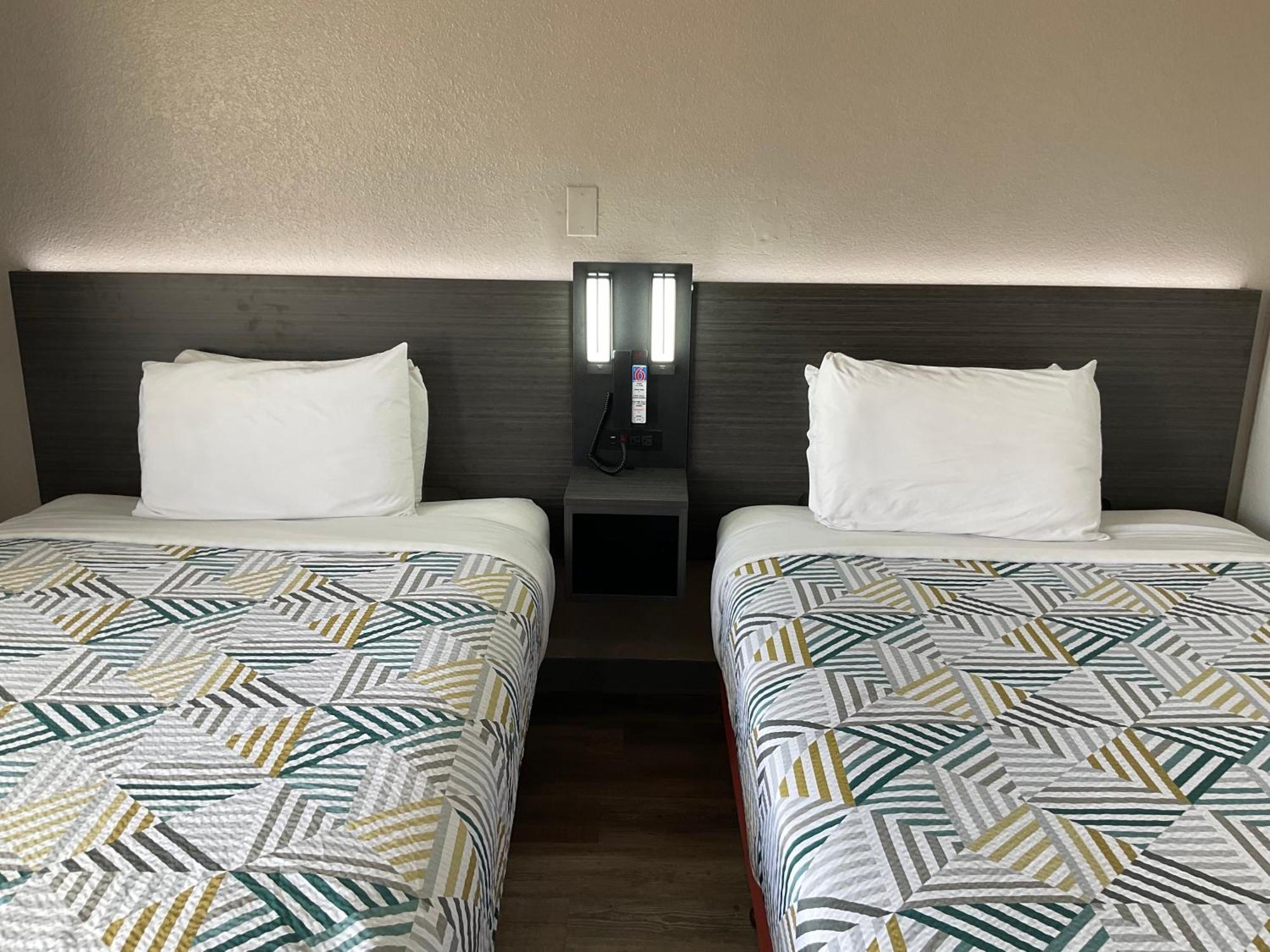6-odessa, Tx Hotel