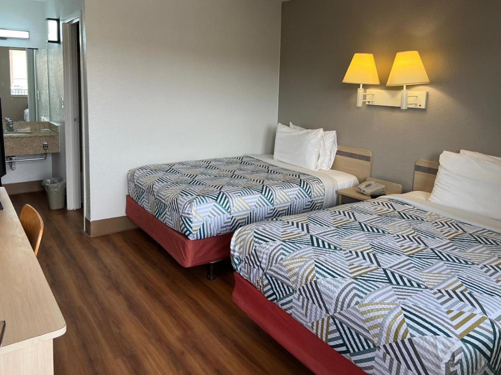 Hotel 6-odessa, Tx