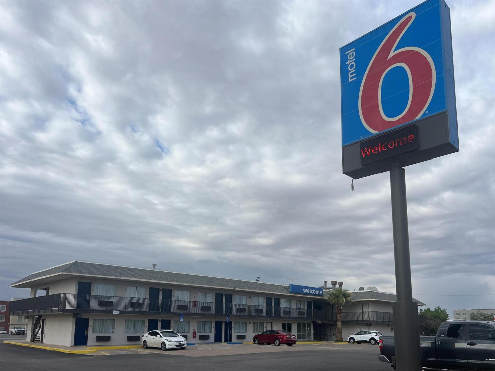 Hotel 6-odessa, Tx