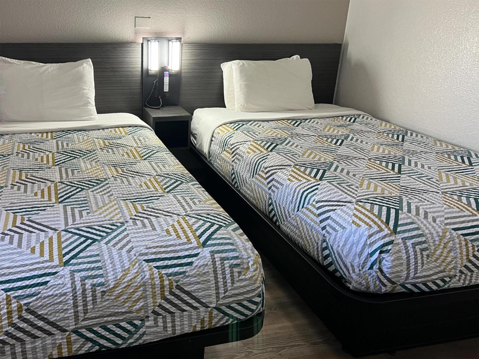 6-odessa, Tx Hotel 2*